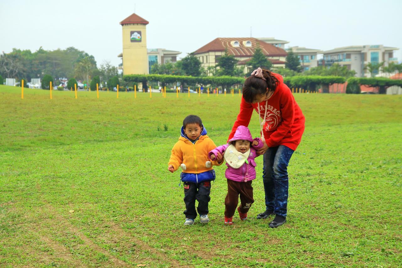 Tsou Ma Lai Farm Hotel ไถหนาน ภายนอก รูปภาพ